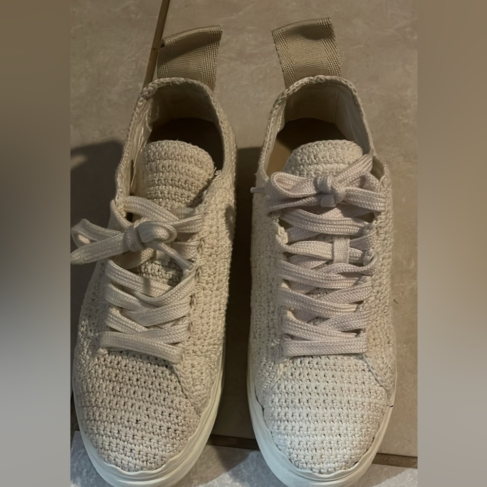 Chloe sneakers